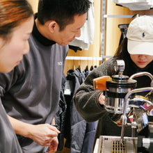 Load image into Gallery viewer, Coffee Latte Art Workshop 咖啡拉花工作坊 (1.5 hrs) (Cantonese / 廣東話)