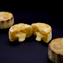 Load image into Gallery viewer, nodi x esca mooncakes

